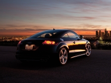 Audi TT  ,   